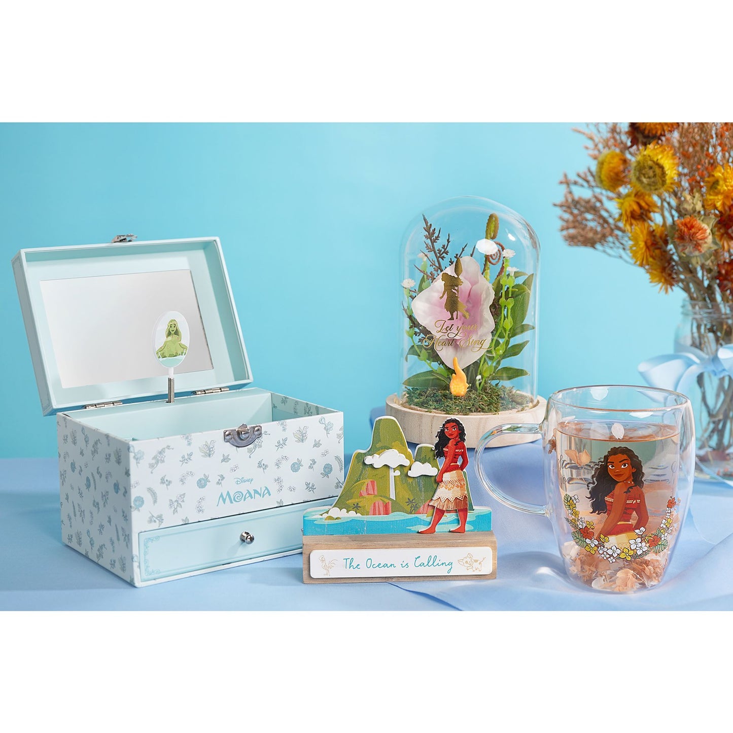 Disney Princess - Moana Glass Mug With Dried Flowers